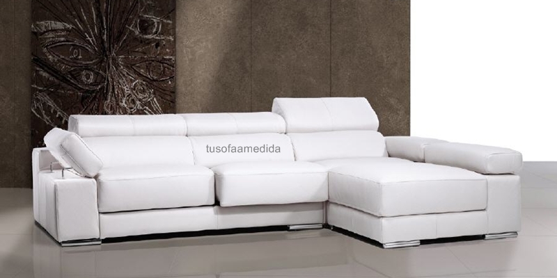 Sofá con chaise longue color blanco