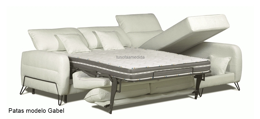 Sofá cama apertura italiana con chaise longue arcón en color blanco
